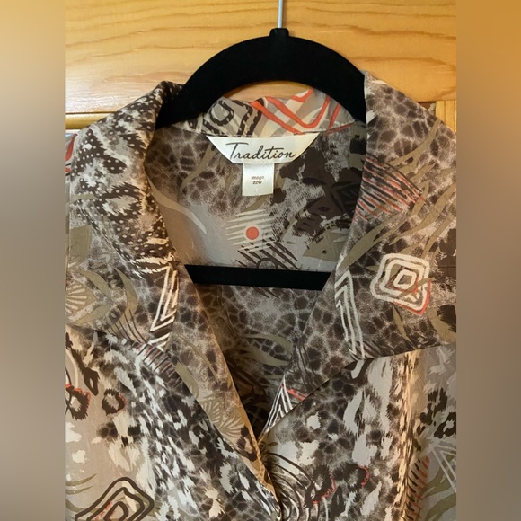 Blouse 22W short sleeves / manches courtes - Picture 2 of 3